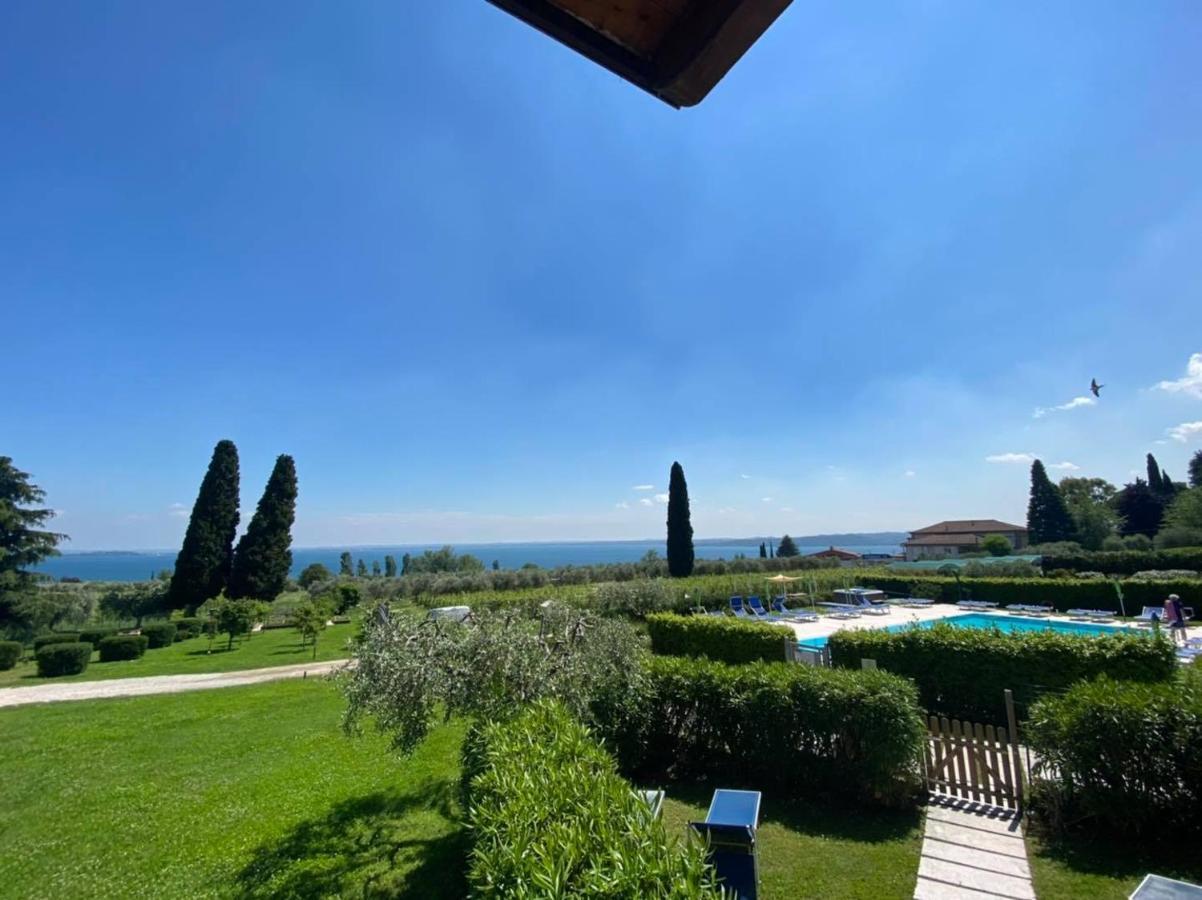 Residence Corte Ferrari -Ciao Vacanze- Moniga del Garda ภายนอก รูปภาพ