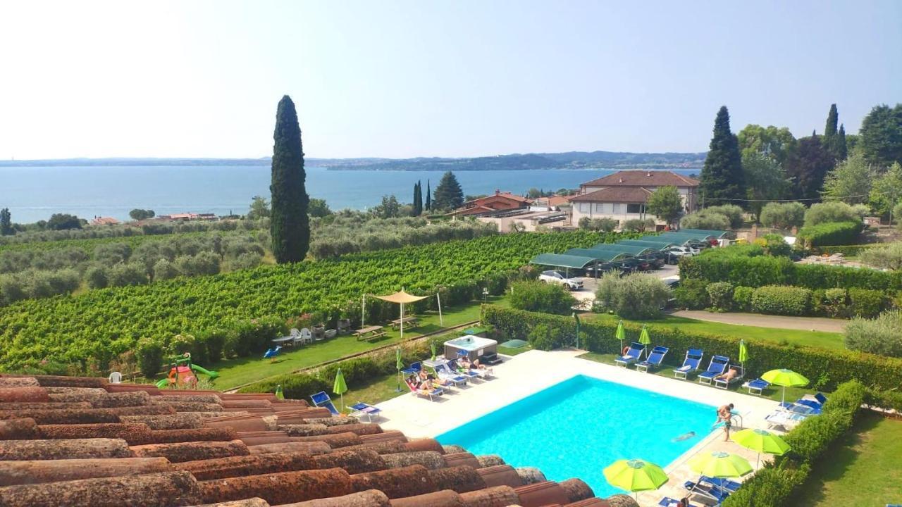Residence Corte Ferrari -Ciao Vacanze- Moniga del Garda ภายนอก รูปภาพ