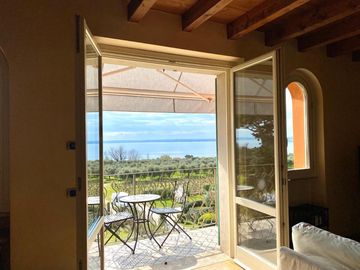Residence Corte Ferrari -Ciao Vacanze- Moniga del Garda ภายนอก รูปภาพ