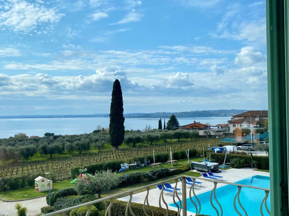 Residence Corte Ferrari -Ciao Vacanze- Moniga del Garda ภายนอก รูปภาพ