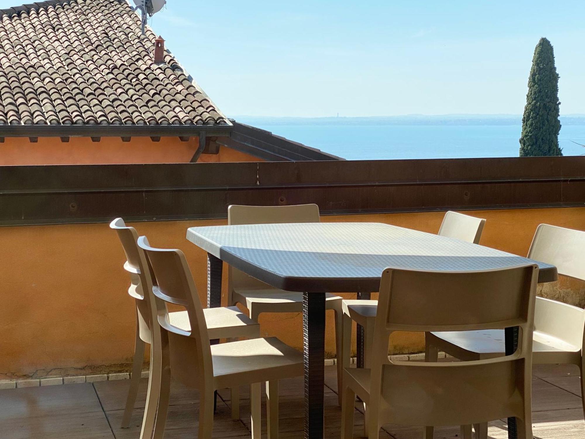 Residence Corte Ferrari -Ciao Vacanze- Moniga del Garda ภายนอก รูปภาพ