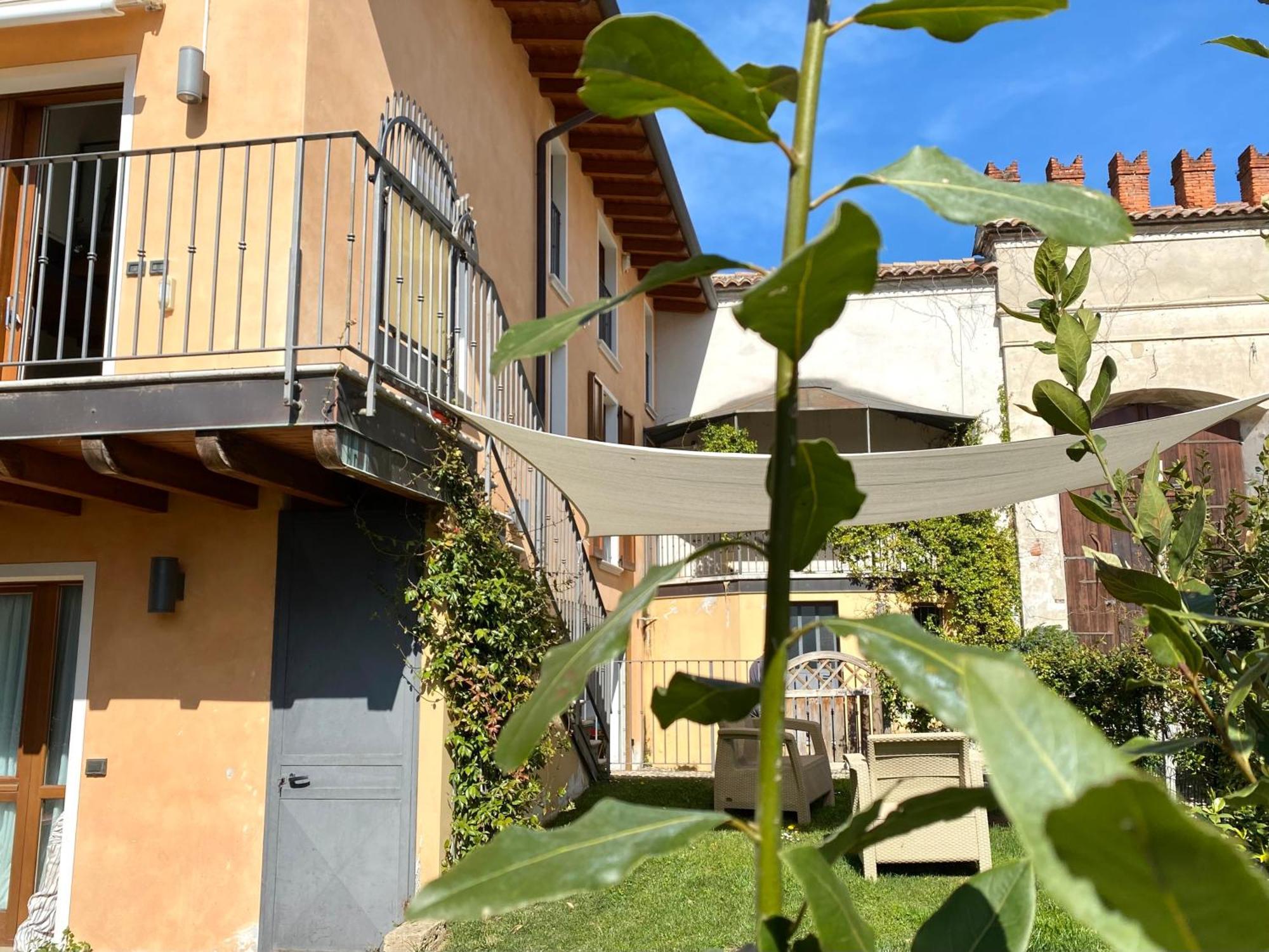Residence Corte Ferrari -Ciao Vacanze- Moniga del Garda ภายนอก รูปภาพ